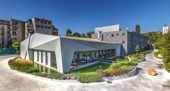 Anna Hotel — Property