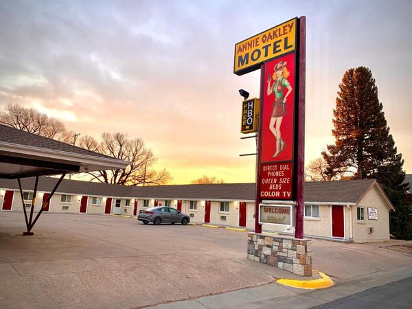 Annie Oakley Motel — Property