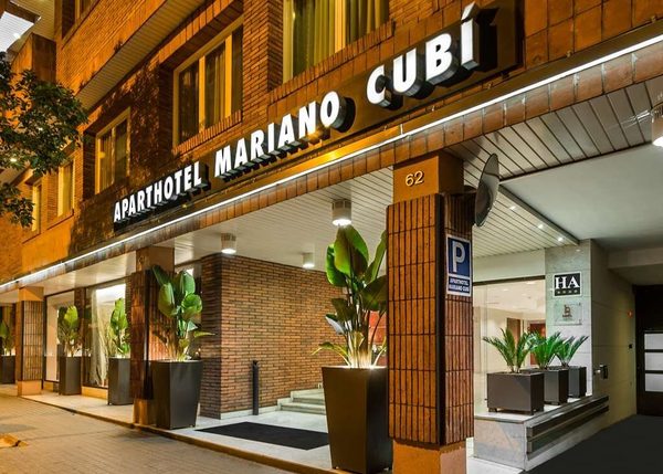 Aparthotel Mariano Cubi Barcelona Catalonia — Property