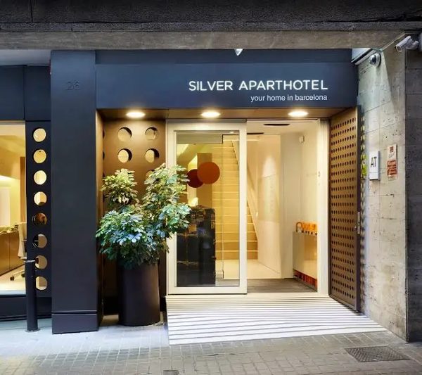 Aparthotel Silver Barcelona Catalonia — Property
