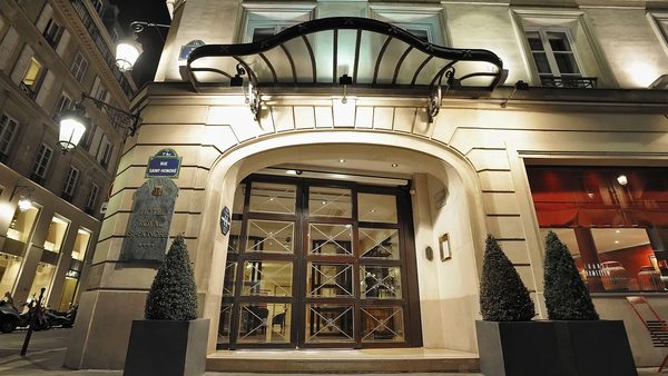 Apartments Du Louvre Saint Honore — Property