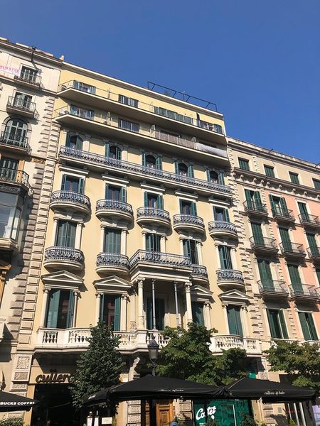 Apartments Rambla 108 Barcelona Catalonia — Property