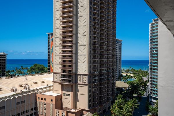 Aqua Palms Waikiki — Property