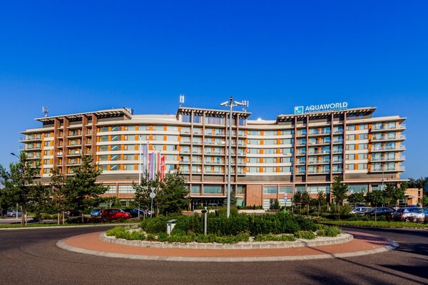 Aquaworld Resort Budapest — Property