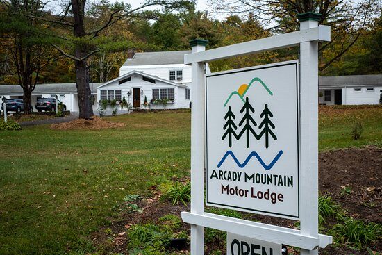 Arcady Mountain Motor Lodge — Property