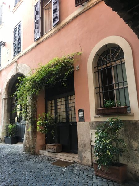 Arco Del Lauro — Property