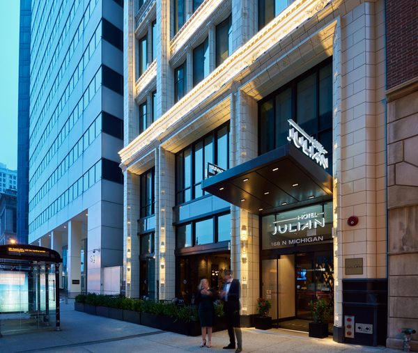 Arlo Chicago — Property