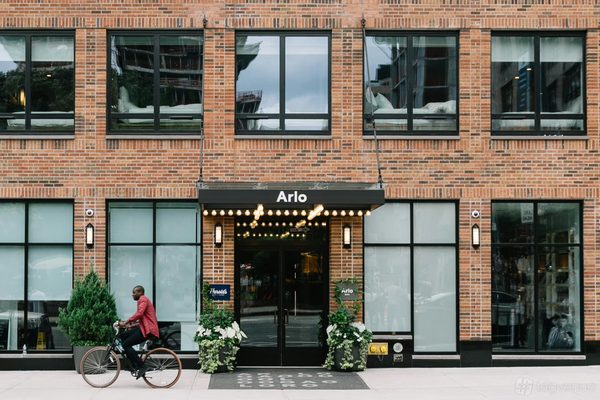 Arlo Soho — Property