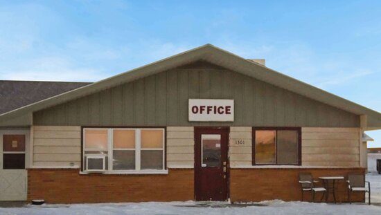 Arrowhead Inn New Salem North Dakota — Property