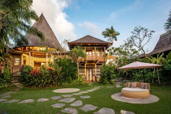 Aryaswara Villa Ubud — Property