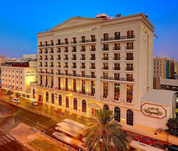 Ascot Hotel — Property