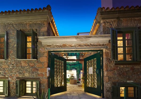Athenian Residences — Property