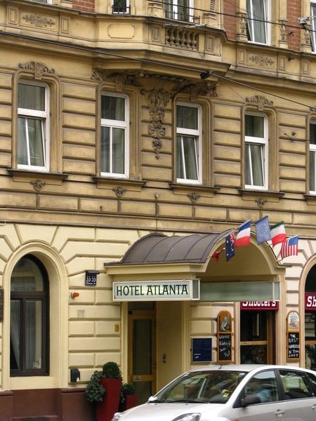 Atlanta Hotel — Property