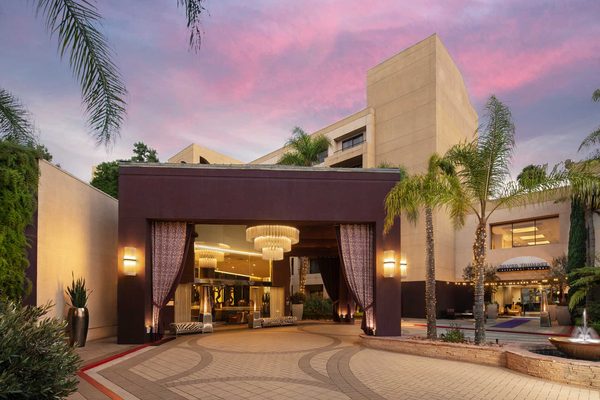 Avenue of the Arts Costa Mesa a Tribute Portfolio Hotel — Property