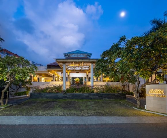 Away Bali Legian Camakila — Property