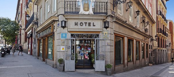 B B HOTEL Madrid Centro Plaza Mayor — Property