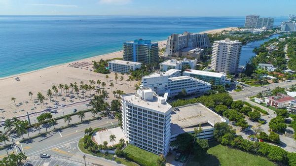 B Ocean Resort Fort Lauderdale Beach — Property