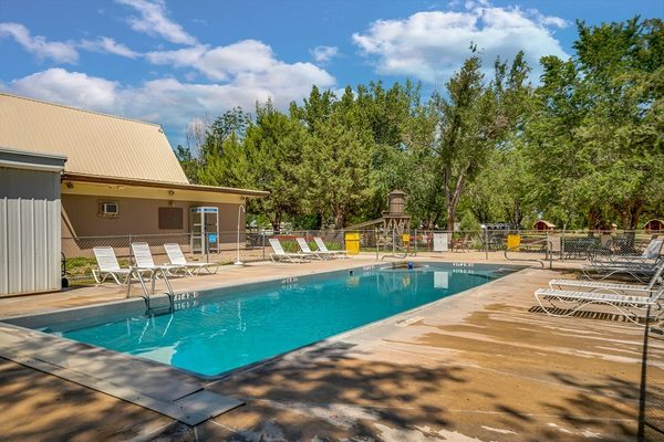 Badlands White River KOA — Property