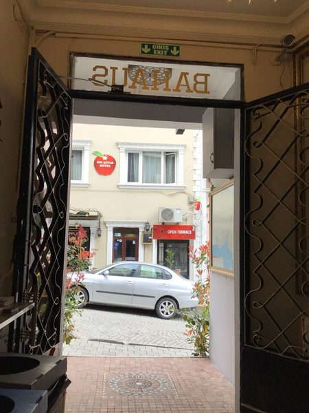 Bahaus Guesthouse Istanbul — Property