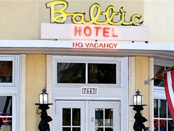 Baltic Hotel Miami Beach Florida — Property