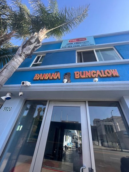 Banana Bungalow Hollywood Hotel Hostel Los Angeles California — Property