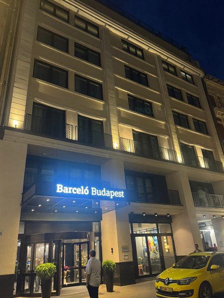 Barcelo Budapest — Property