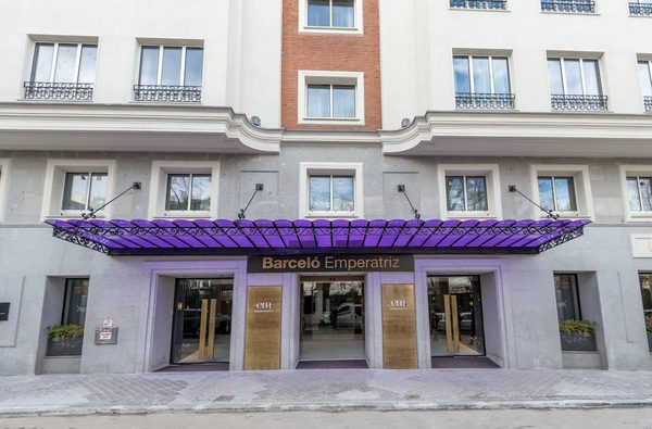 Barcelo Emperatriz — Property