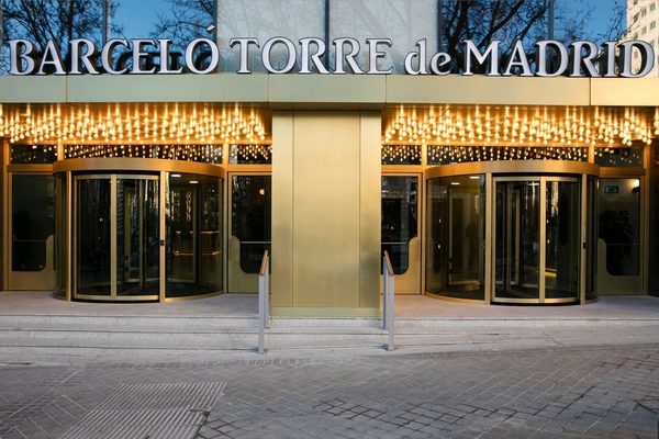 Barcelo Torre de Madrid — Property
