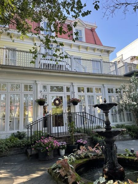 Barksdale House Inn — Property