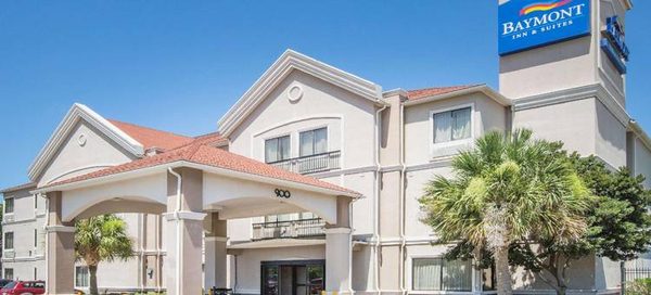 Baymont by Wyndham Clute Lake Jackson — Property