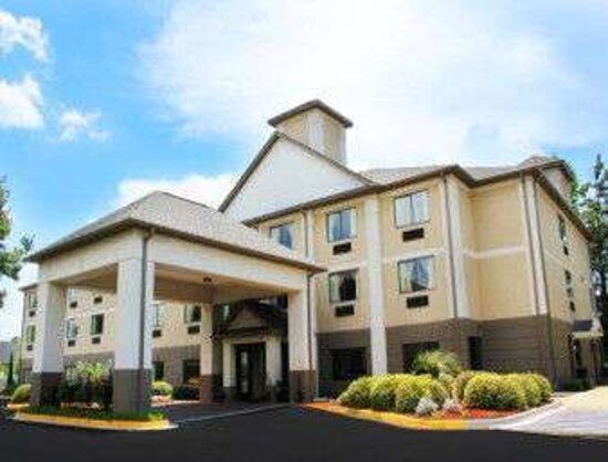 Baymont by Wyndham Columbia Fort Jackson — Property