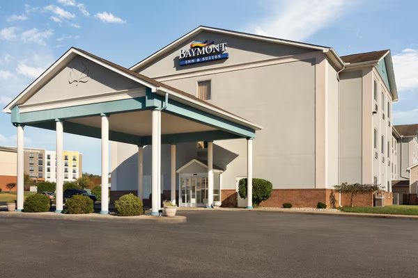 Baymont by Wyndham Elizabethtown — Property