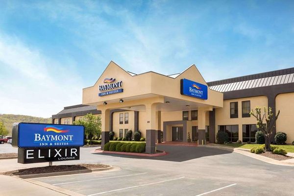 Baymont by Wyndham Fayetteville — Property