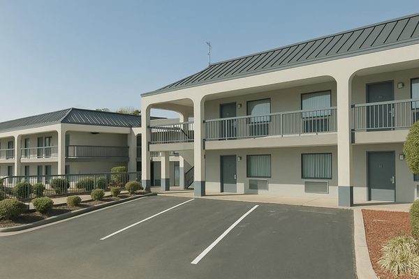 Baymont by Wyndham Fayetteville — Property