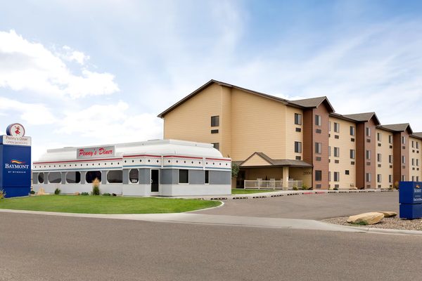 Baymont by Wyndham Glendive — Property