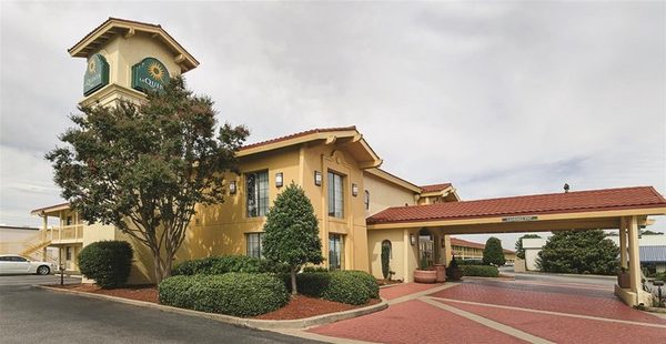 Baymont by Wyndham Greenville Woodruff Rd — Property