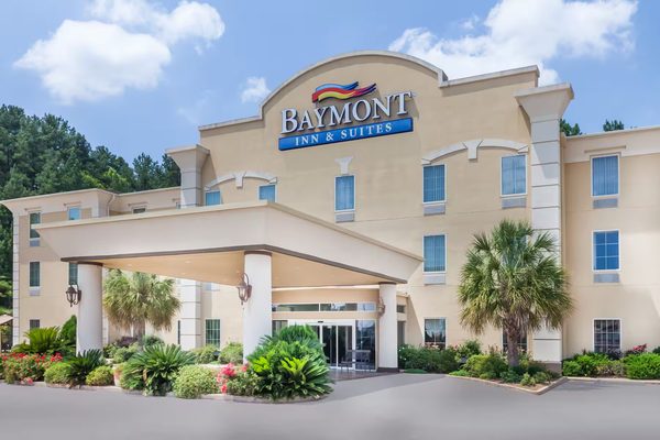 Baymont by Wyndham Henderson — Property