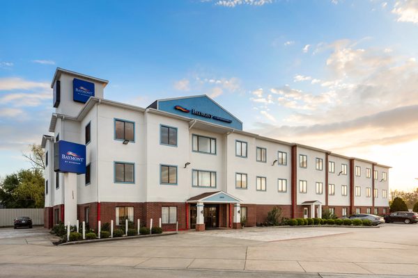 Baymont by Wyndham Houston Brookhollow — Property