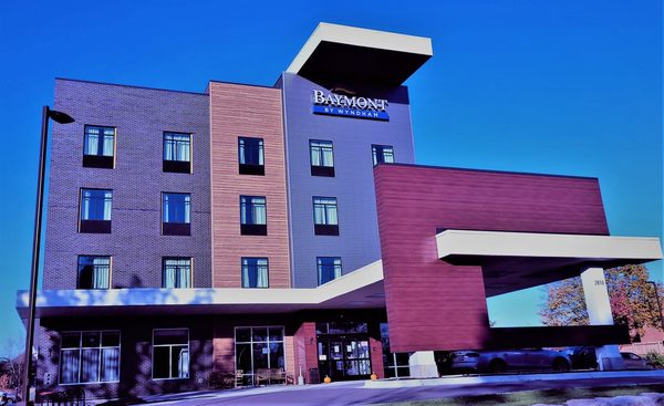 Baymont by Wyndham Ontario — Property