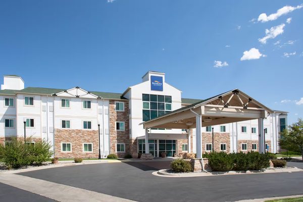 Baymont by Wyndham Sheridan — Property