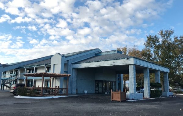 Baymont by Wyndham Wilmington — Property