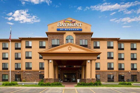 Baymont Inn Suites by Wyndham Sturgis — Property