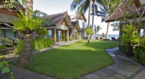 Bayshore Villas Candi Dasa — Property