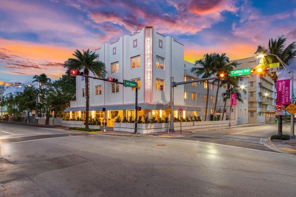 Beach Place Hotel — Property