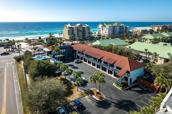 Beachside Inn — Property