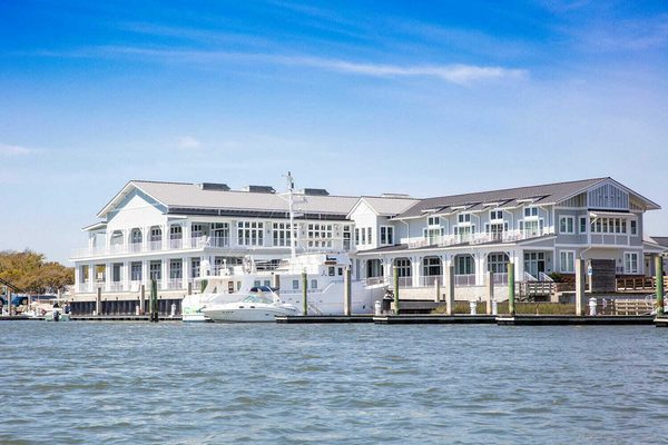 Beaufort Hotel — Property