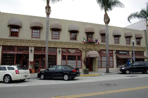 Bella Maggiore Inn — Property