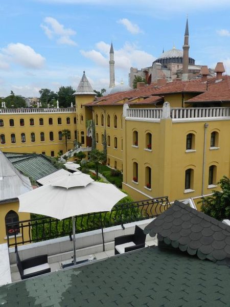 Berk Guest House Grandma s House Istanbul — Property