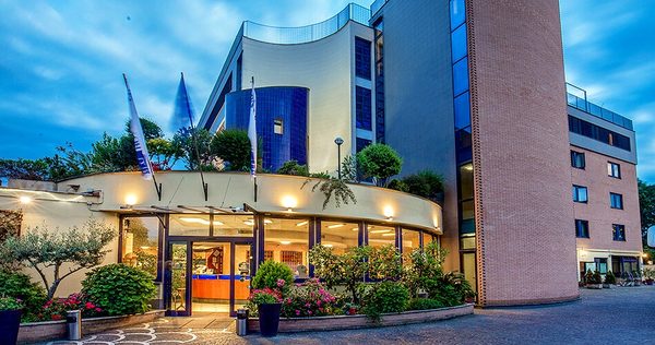 Best Western Blu Hotel Roma — Property