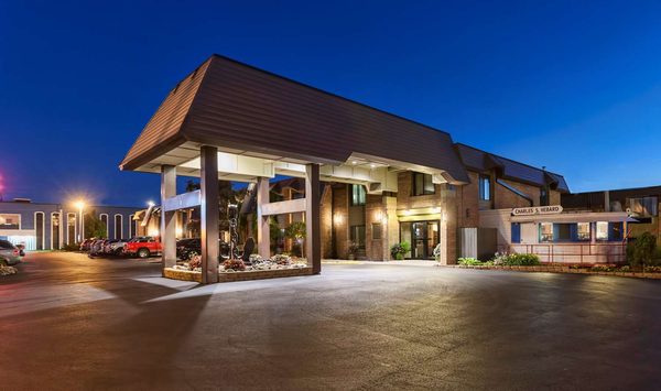 Best Western Bridgeview Hotel — Property